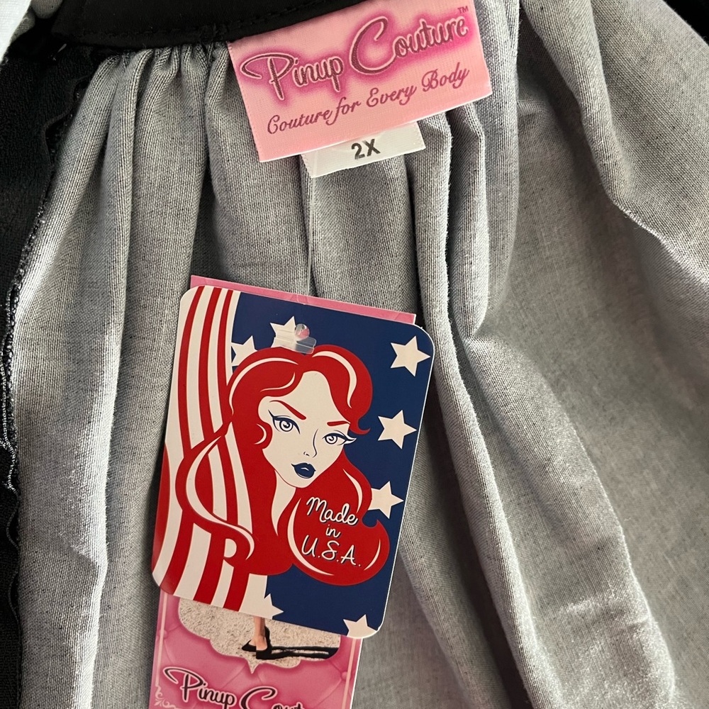 Pinup Couture Black Skirt with Musical Print - Picture 3 of 3